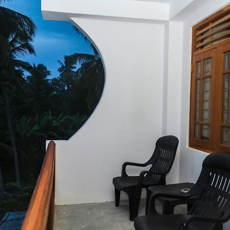 Sky Garden Mini Hotel Mirissa Exterior photo
