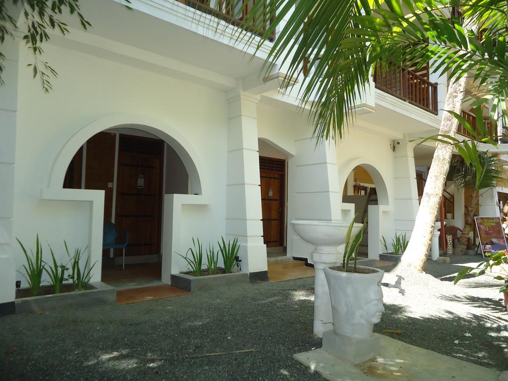 Sky Garden Mini Hotel Mirissa Exterior photo