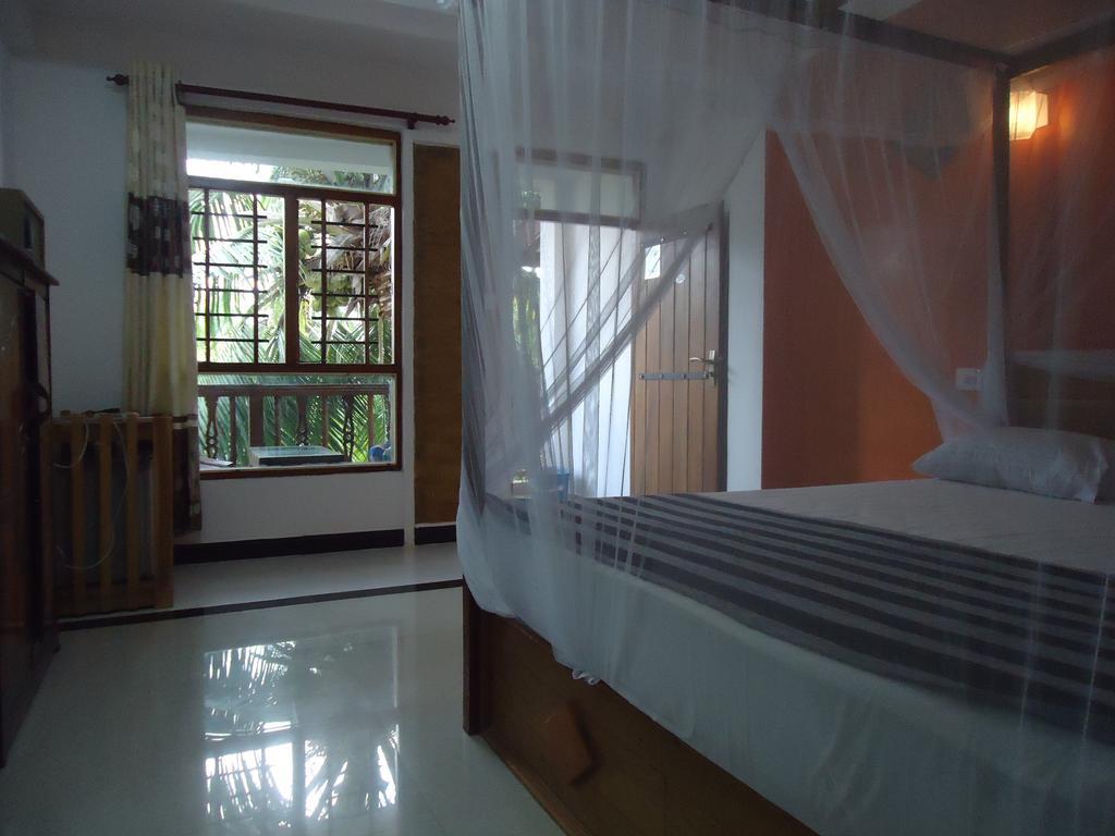 Sky Garden Mini Hotel Mirissa Exterior photo