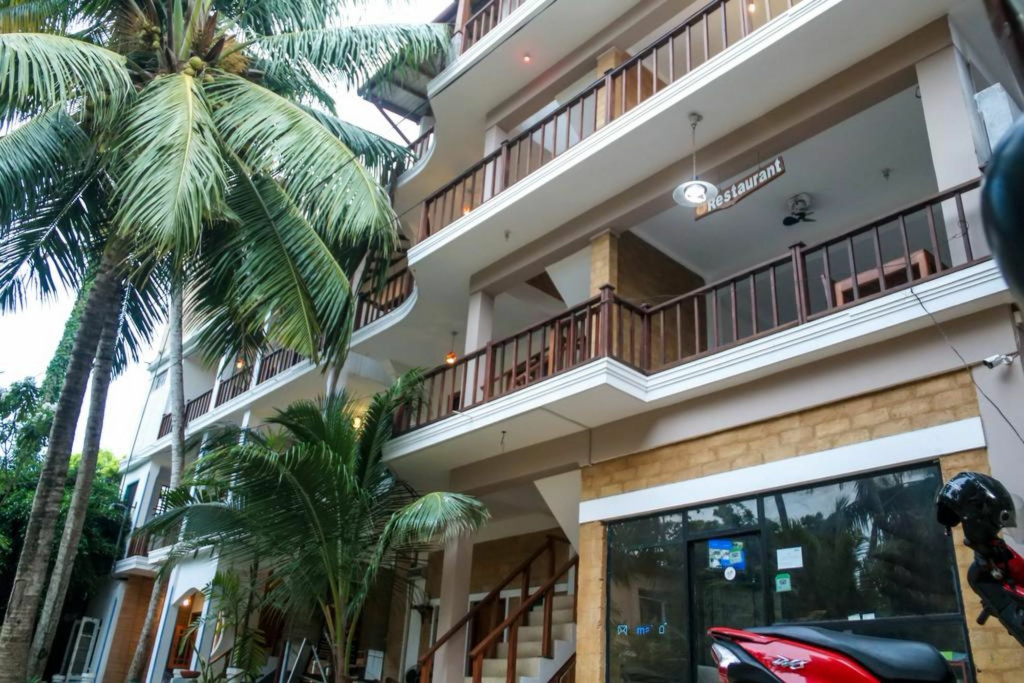Sky Garden Mini Hotel Mirissa Exterior photo