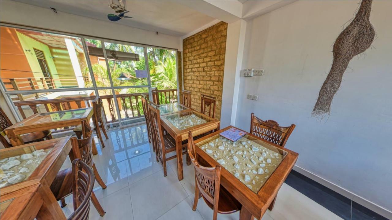 Sky Garden Mini Hotel Mirissa Exterior photo